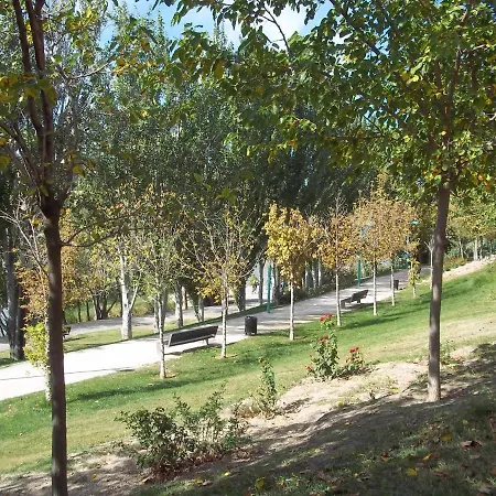 公寓 Acogedor Apartamento En El Rabal