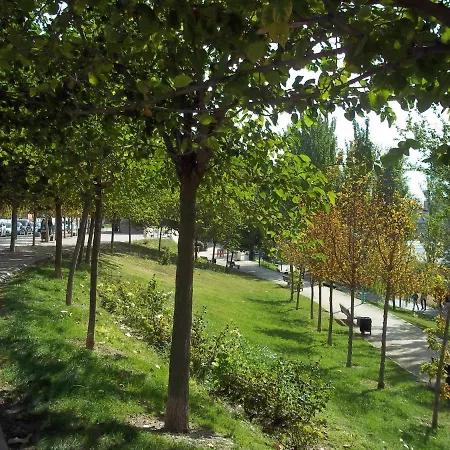 Acogedor Apartamento En El Rabal 公寓 *