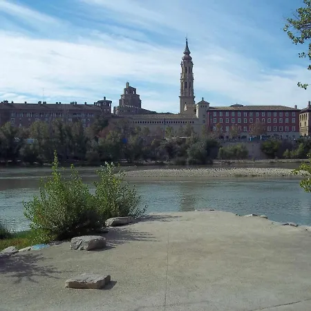 Apartment Acogedor Apartamento En El Rabal Zaragoza