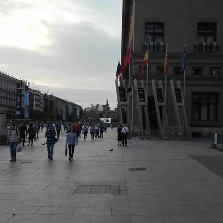 Acogedor Apartamento En El Rabal Zaragoza